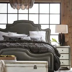 Hooker Furniture - Arabella Mirrored Three-Drawer Nightstand