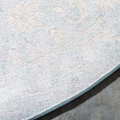 Uniqueloom Leila Classical Round Rug