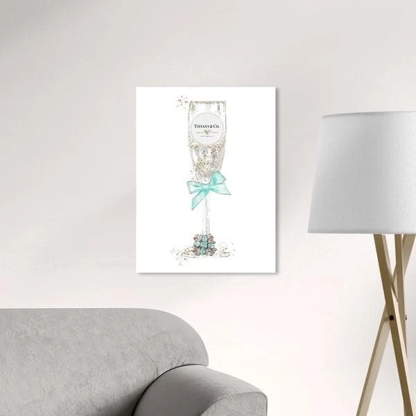 Oliver Gal Delicate Royal Bubbly Champagne