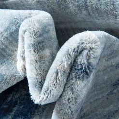 Uniqueloom Helios Blue Rug