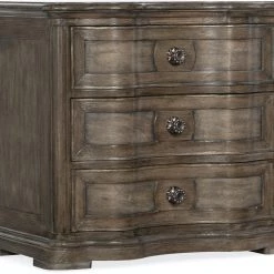 Bedroom Hooker Furniture - Woodlands Three-Drawer Nightstand