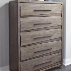 Modus Furniture Bedroom Hearst Chest