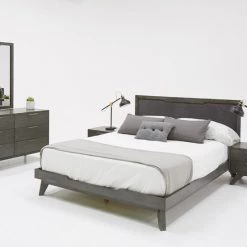 VIG Beds & Headboards Nova Domus Soria Modern Grey Wash Bed