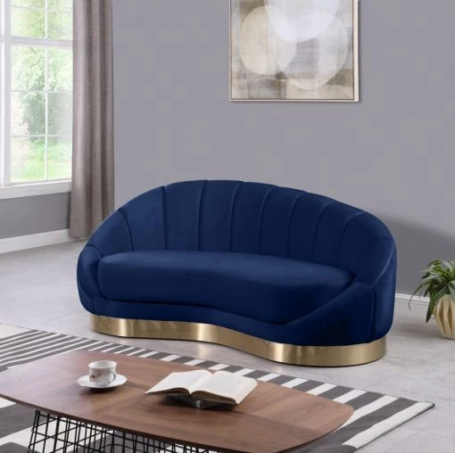 Meridian Furniture Shelly Velvet Chaise