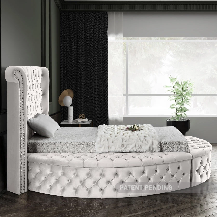 Meridian Furniture Luxus Round Velvet Bed