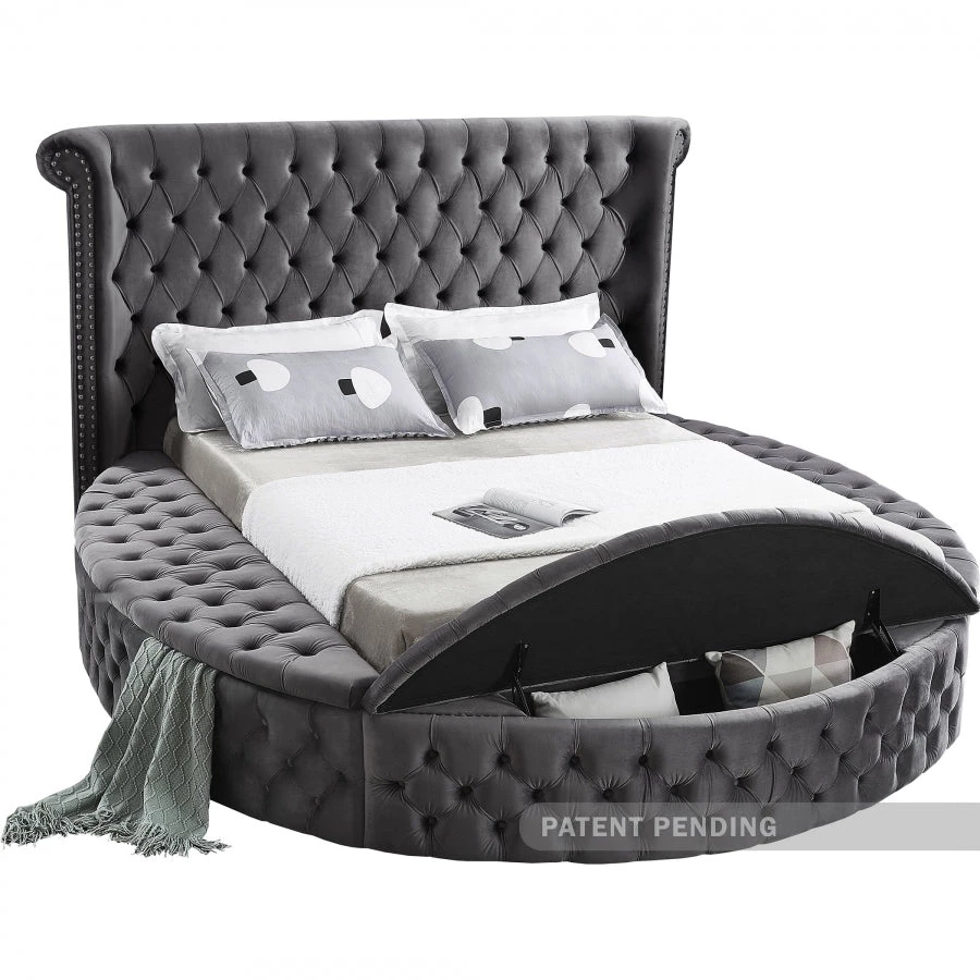 Meridian Furniture Luxus Round Velvet Bed