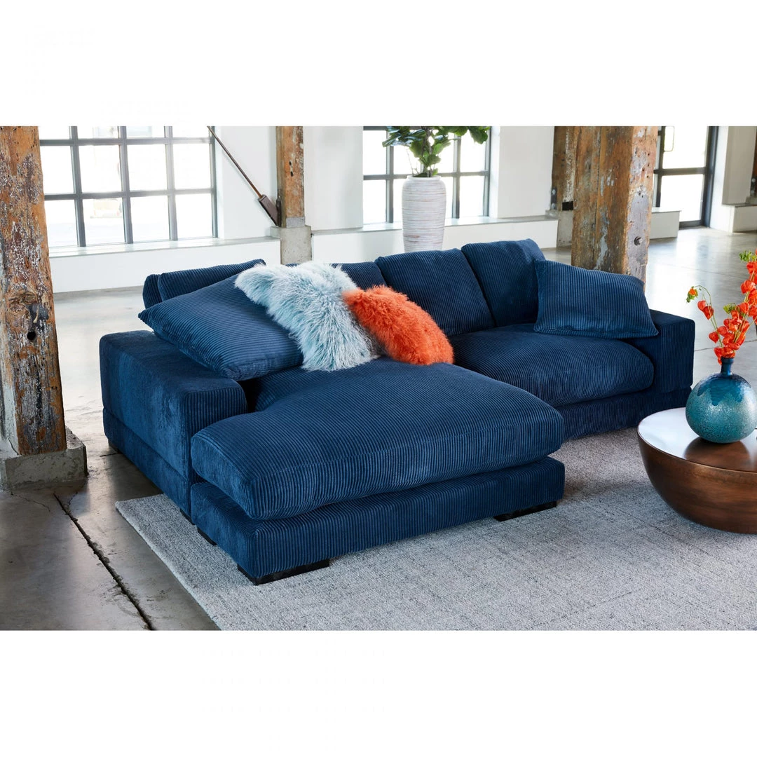 Moe's Plunge Sectional Living Room