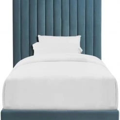 TOV Arabelle Velvet Bed