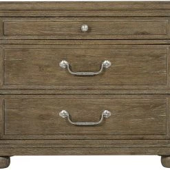 Bernhardt Rustic Patina Bachelor's Chest Bedroom
