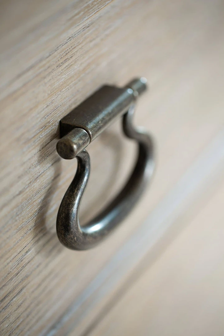 Santa Barbara Buffet Bernhardt