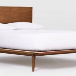 VIG Modrest Carmen Mid-Century Modern Walnut Bed