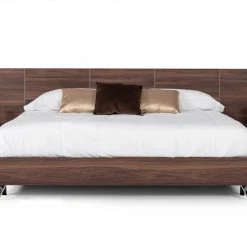 VIG Nova Domus Brooklyn Italian Modern Walnut Bed Beds & Headboards