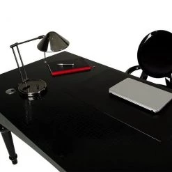 VIG A&X Ambassador Office Desk