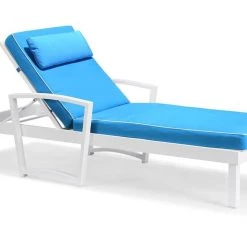 VIG Living Room Renava Tampa Outdoor Blue & White Sun Bed & End Table Set