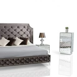 VIG Modrest Leilah - Transitional Tufted Fabric Bed Without Crystals