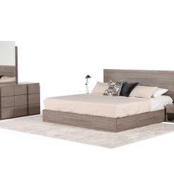 VIG Nova Domus Marcela Italian Modern Bed