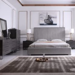 VIG Modrest Splendor - Silver + Grey Linen Upholstered King Platform Bed Beds & Headboards