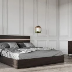 VIG Nova Domus Benzon Italian Modern Dark Rovere Bed